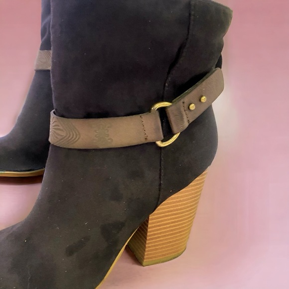 🆕 Black Mia Open Toe Bootie - Picture 2 of 4